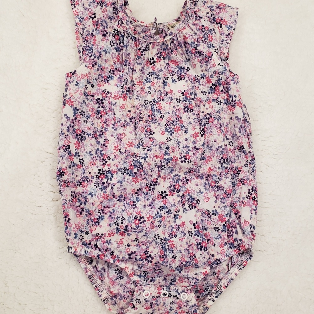 OshKosh B'gosh floral onesie 18 months